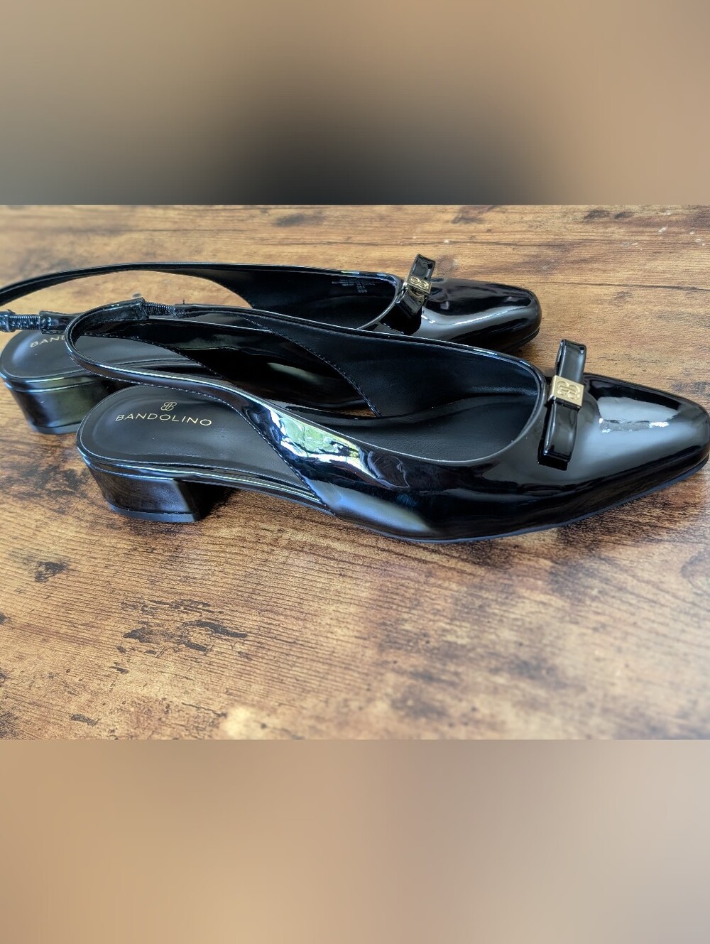 New Bandolino Black Patent Leather Slingback Low Wedge Heels Bow Accent - Picture 5 of 8